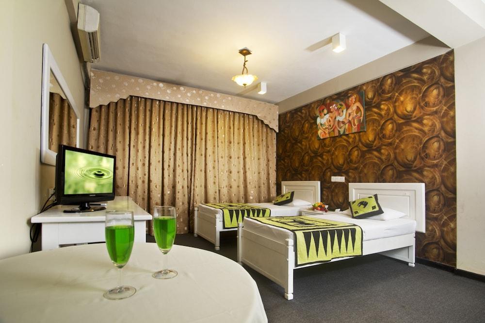 Hotel Omega Regency Kolombo Exteriér fotografie